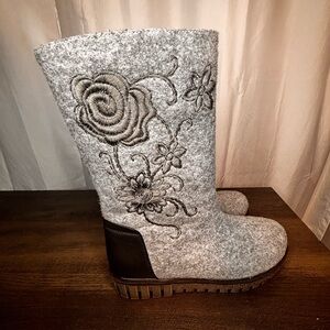AZURA-NEHAL-WOMEN'S-mid calf boot-Contrast floral embroidered fleece lined EU 41
